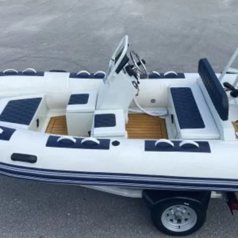 Slide: The Image of East Marine Godiac Elite 390 2024 - 9