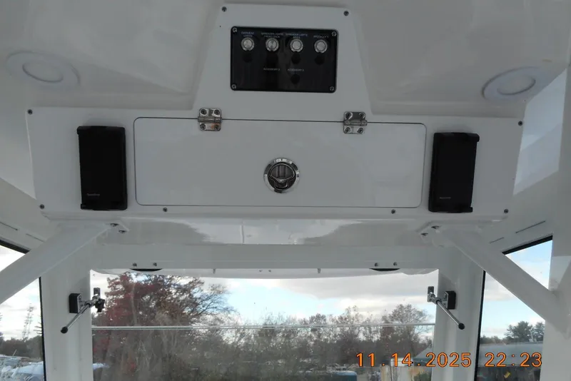 Slide: The Image of Storage above Helm - 20