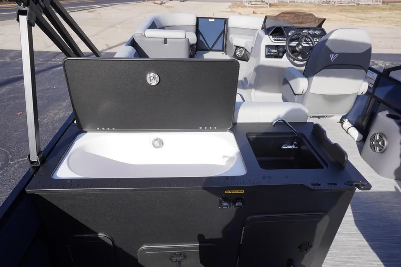 Slide: The Image of 2026 Viaggio Lago V-R boat interior with sink and seating area. - 21