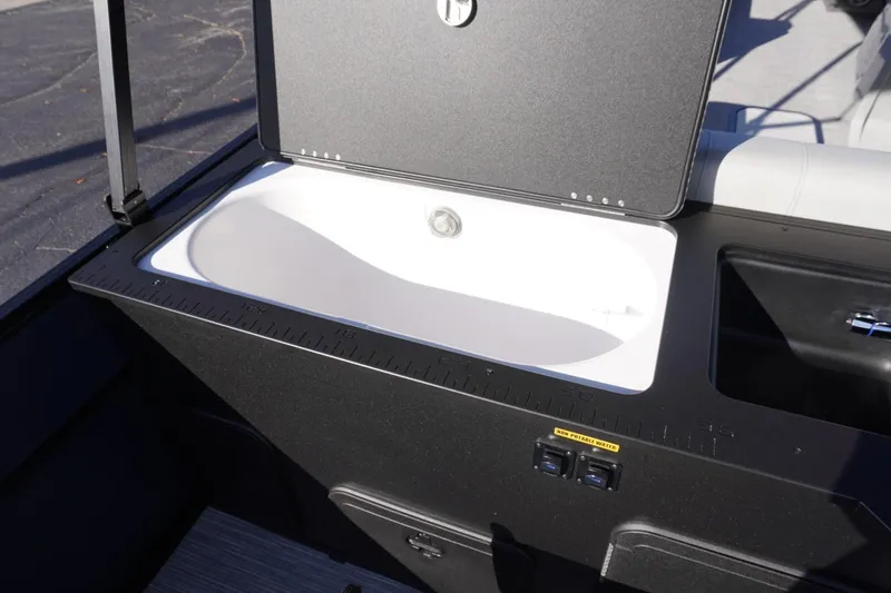 Slide: The Image of 2026 Viaggio Lago V-R boat sink with lid and measurement markings. - 70