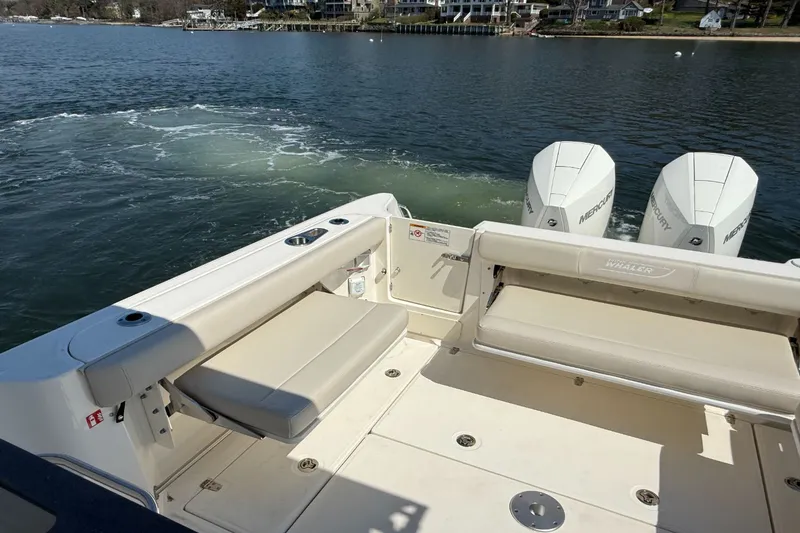 Slide: The Image of Boston Whaler 285 Conquest 2026 - 10