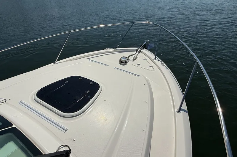 Slide: The Image of Boston Whaler 285 Conquest 2026 - 44