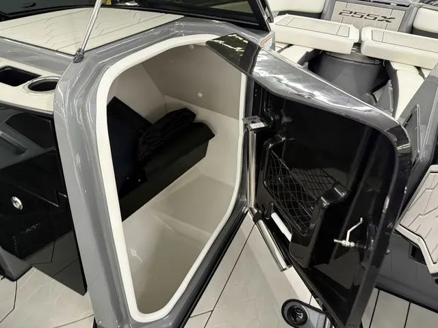 Slide: The Image of Yamaha 255XD 2021 - 9