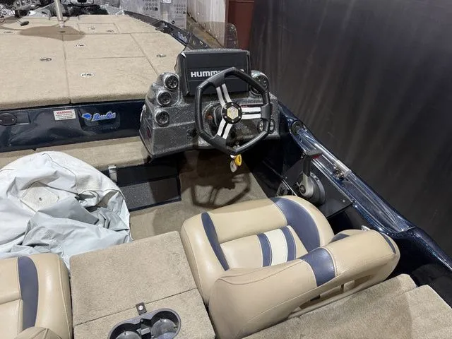 Slide: The Image of Bass Cat Caracal W/Mercury 225 2018 - 10