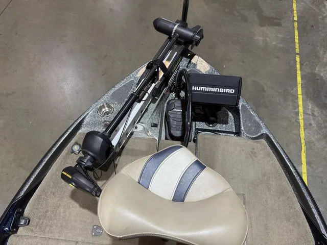 Slide: The Image of Bass Cat Caracal W/Mercury 225 2018 - 8