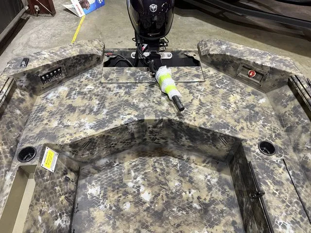 Slide: The Image of Excel 1751 River Warrior W/Tohatsu 60 2026 - 10