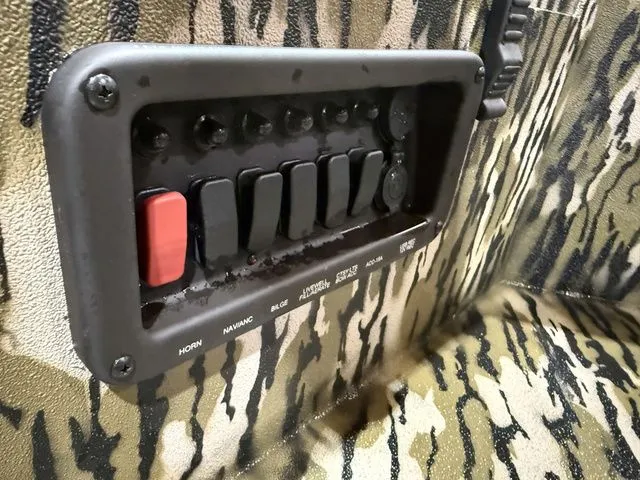 Slide: The Image of Avid 16 Commander 2026 - 10