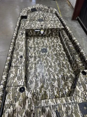 Slide: The Image of Avid 16 Commander 2026 - 6