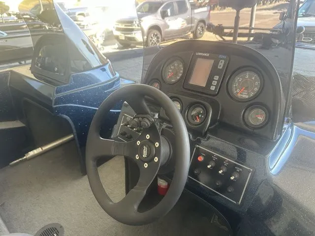 Slide: The Image of Hydra-Sports LS185DC 1997 - 5