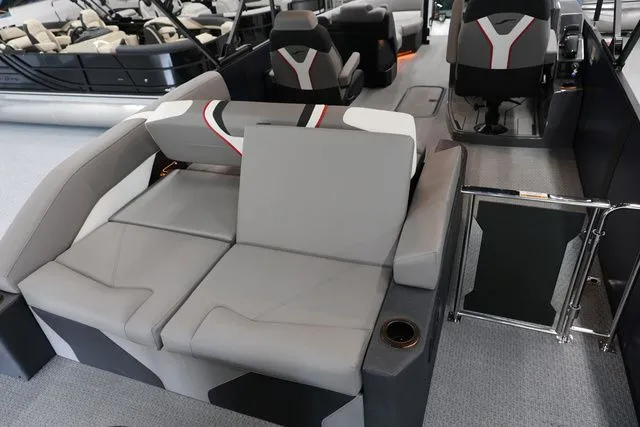 Slide: The Image of Evotti 723 CS 2026 - 11