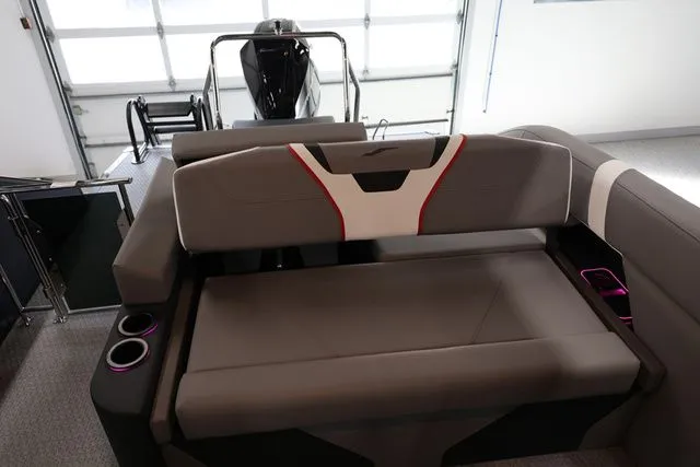 Slide: The Image of Evotti 723 CS 2026 - 14