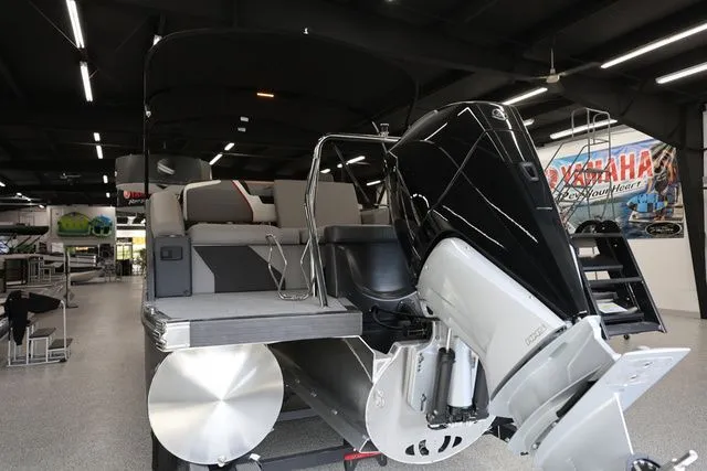 Slide: The Image of Evotti 723 CS 2026 - 9