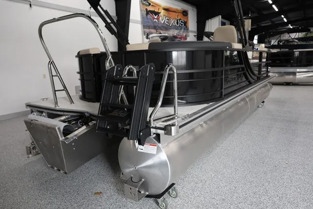 Slide: The Image of South Bay S220 RS 2026 - 12