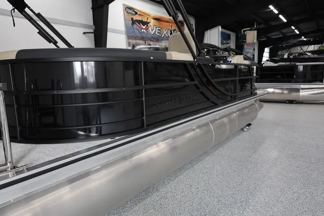 Slide: The Image of South Bay S220 RS 2026 - 13