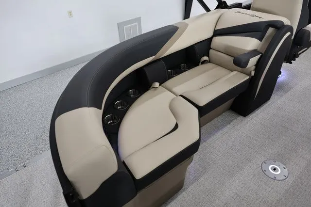 Slide: The Image of South Bay S220 RS 2026 - 17