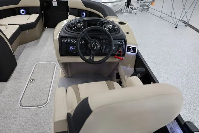 Slide: The Image of South Bay S220 RS 2026 - 19