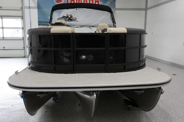 Slide: The Image of South Bay S220 RS 2026 - 6