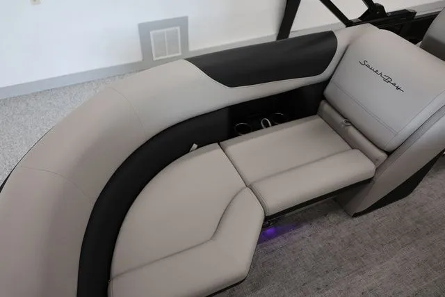 Slide: The Image of South Bay LE 224 RS 2.75 JAWS EDITION TRITOON 2026 - 14