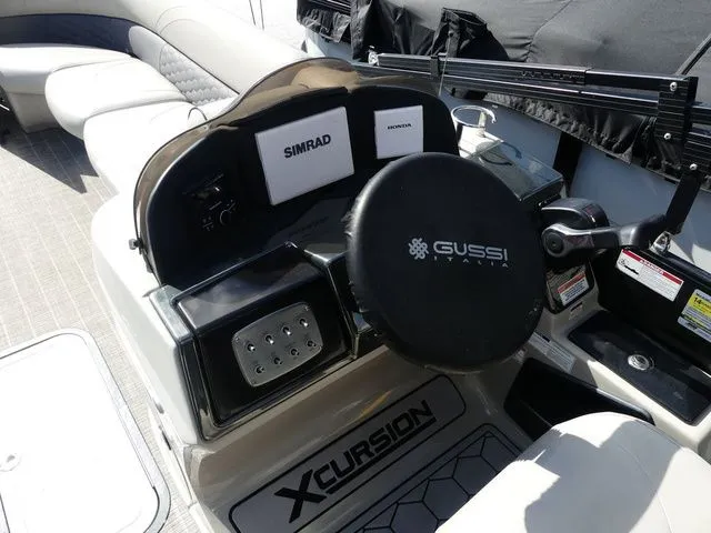 Slide: The Image of Xcursion 255 RFX 2019 - 8