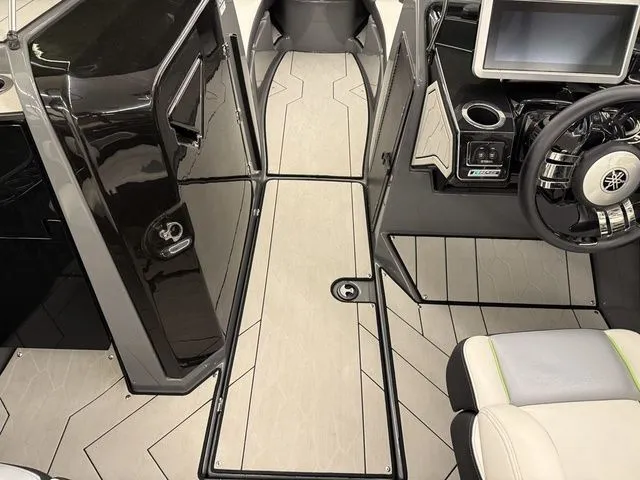 Slide: The Image of Yamaha 255XD 2021 - 11