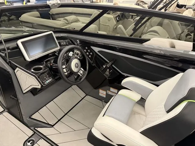 Slide: The Image of Yamaha 255XD 2021 - 18