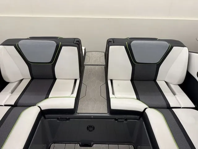 Slide: The Image of Yamaha 255XD 2021 - 23