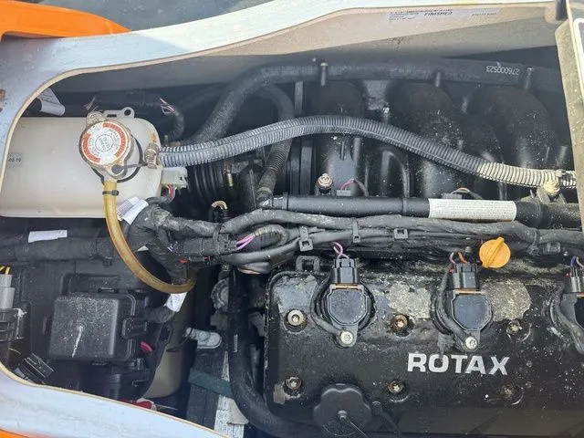 Slide: The Image of Sea-Doo GTI SE 170 IBR & Sound System 2021 - 6