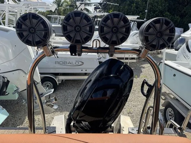 Slide: The Image of Avalon LSZ Elite 24' Top Sail 2020 - 12