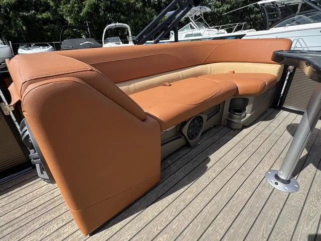 Slide: The Image of Avalon LSZ Elite 24' Top Sail 2020 - 18