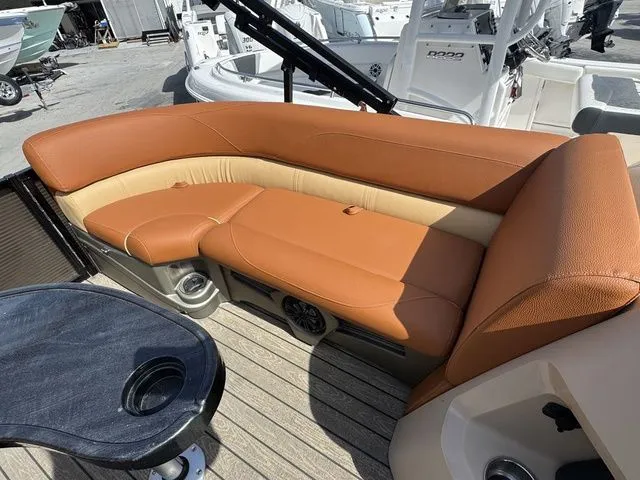 Slide: The Image of Avalon LSZ Elite 24' Top Sail 2020 - 19