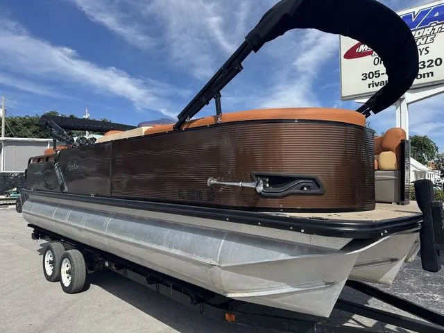 Slide: The Image of Avalon LSZ Elite 24' Top Sail 2020 - 2