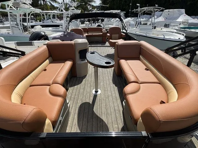 Slide: The Image of Avalon LSZ Elite 24' Top Sail 2020 - 20