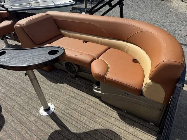 Slide: The Image of Avalon LSZ Elite 24' Top Sail 2020 - 22