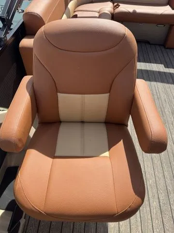 Slide: The Image of Avalon LSZ Elite 24' Top Sail 2020 - 25