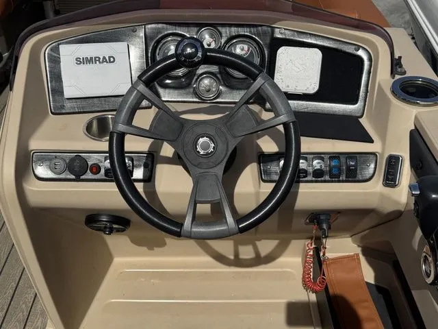 Slide: The Image of Avalon LSZ Elite 24' Top Sail 2020 - 27