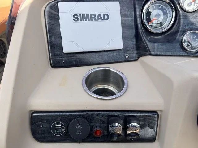 Slide: The Image of Avalon LSZ Elite 24' Top Sail 2020 - 31