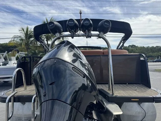 Slide: The Image of Avalon LSZ Elite 24' Top Sail 2020 - 7