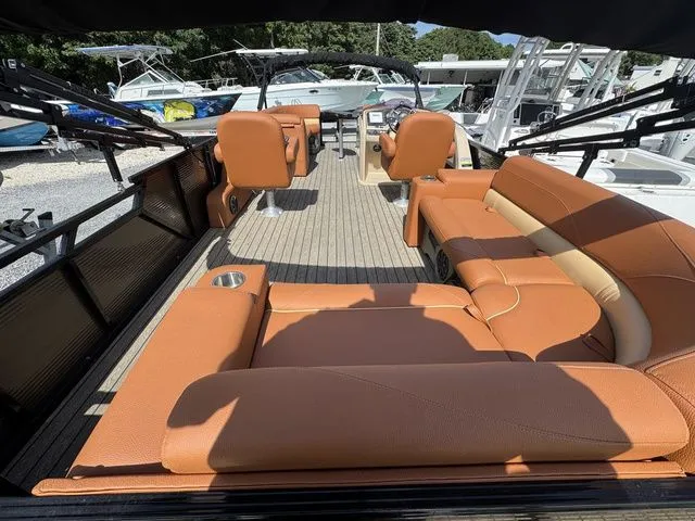 Slide: The Image of Avalon LSZ Elite 24' Top Sail 2020 - 9