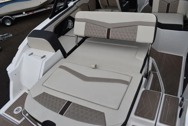 Slide: The Image of Monterey 255SS Super Sport 2024 - 22