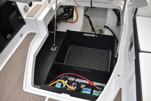 Slide: The Image of Monterey 255SS Super Sport 2024 - 27