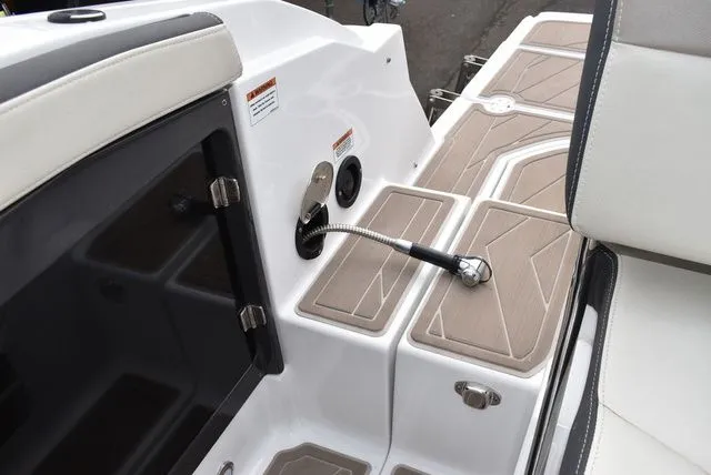 Slide: The Image of Monterey 255SS Super Sport 2024 - 28