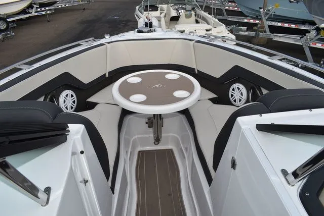 Slide: The Image of Monterey 255SS Super Sport 2024 - 64