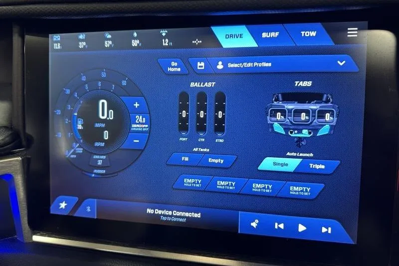 Slide: The Image of Touchscreen display of 2025 MasterCraft XT24 boat showing drive, surf, and tow settings. - 40