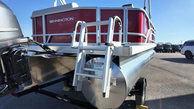 Slide: The Image of Bennington 20 SL CRUISE 2026 - 13