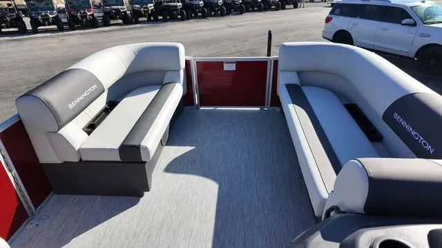 Slide: The Image of Bennington 20 SL CRUISE 2026 - 19