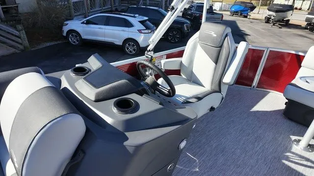 Slide: The Image of Bennington 20 SL CRUISE 2026 - 21