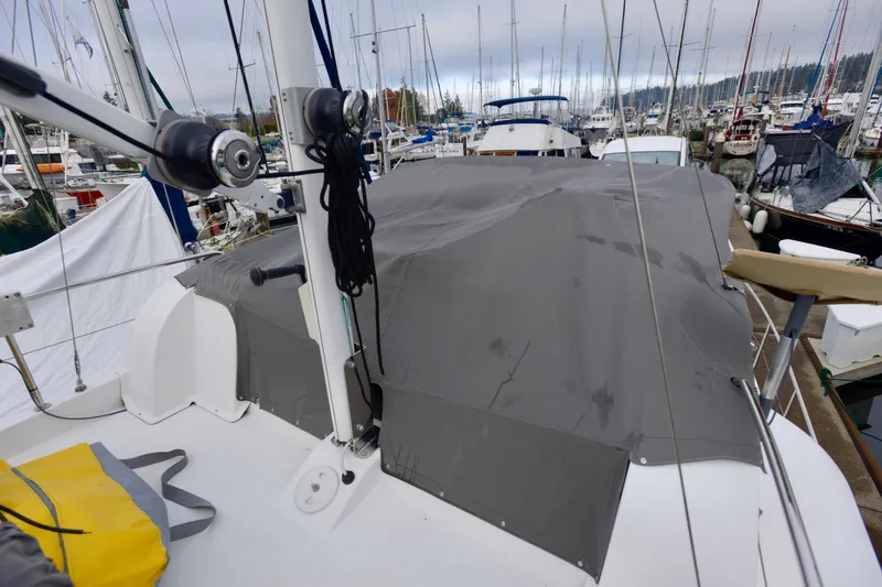 Slide: The Image of Helm of 2013 Beneteau Swift Trawler 34 Fly with navigation equipment and controls. - 18