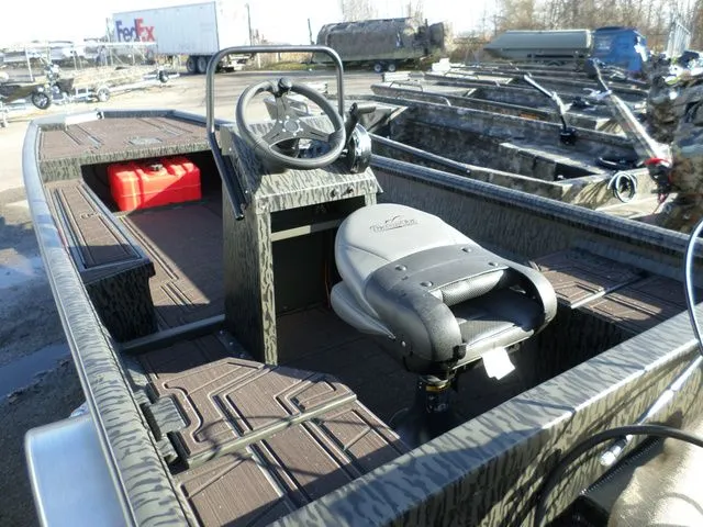 Slide: The Image of Gator-Tail 2054 Extreme CC 2026 - 5