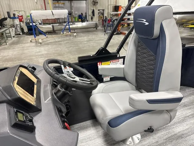 Slide: The Image of Bennington 22 S L-BENCH - SPS 2026 - 8