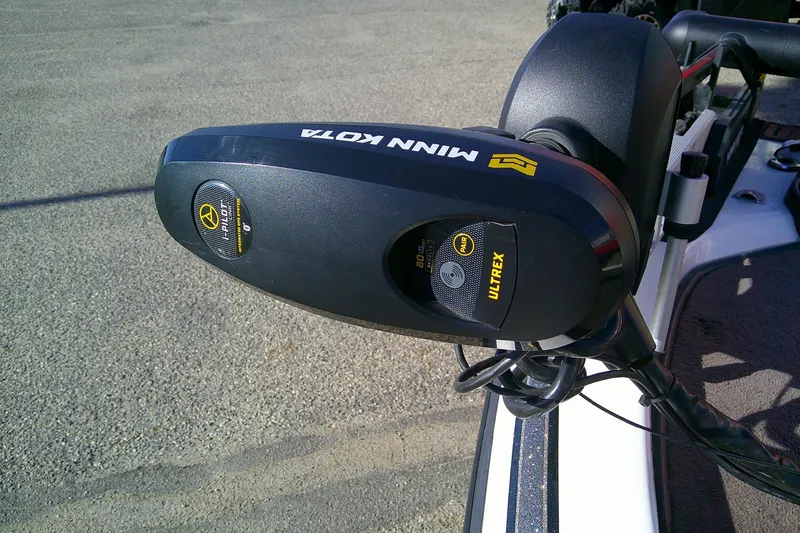 Slide: The Image of Minn Kota Ultrex trolling motor on 2006 Skeeter ZX190 boat. - 13